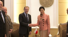 Polska – Tajlandia - ASEAN. Raport ośrodka analitycznego THINKTANK BIZNES, Polityka zagraniczna - Dziś odwiedzi Polskę premier Tajlandii, Yingluck Shinawatra. Będzie to pierwsza w historii wizyta tajskiego szefa rządu w naszym kraju, której znaczenie dla wzajemnych relacji może być przełomowe.