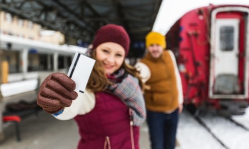 Pociągiem, ale bez biletu – gapowiczów przybywa