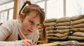 UNICEF: 200 000 dzieci we wschodniej Ukrainie wymaga wsparcia psychologicznego