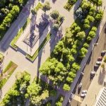 Teoria rozbitych okien, czyli jak otoczenie wpływa na mieszkańców miast