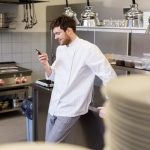 Restauracje przyszłości. Jak cyfryzacja zmieni rynek dostaw jedzenia?