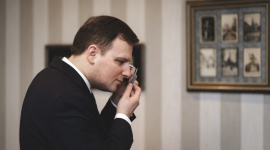 Diamenty – pewna inwestycja na niepewne czasy BIZNES, Konsument - Nadchodzący czas będzie szczególnie trudny i niepewny pod względem lokowania kapitału. Warto rozważyć bezpieczne inwestycje, np. zakup diamentów lokacyjnych. Jak bezpiecznie lokować kapitał w diamentach radzi Sebastian Motowidło, rzeczoznawca diamentów.