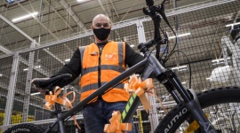 Amazon Box Stars – Gwiazdy dobroczynności wśród pracowników Amazon